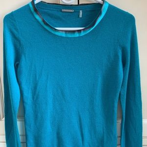 Elie Tahari Sweater